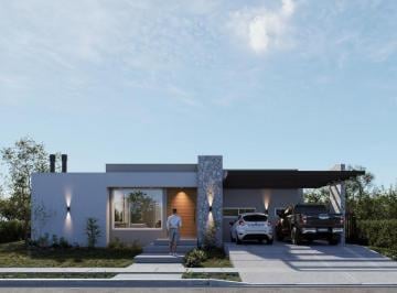 Casa · 140m² · 3 Dormitorios · 2 Cocheras · Casa en Venta en Barrio “milcayac 1”