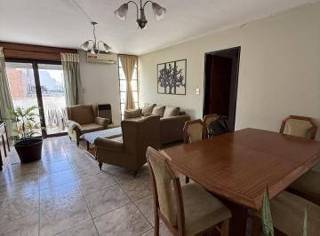 Departamento · 90m² · 7 Ambientes · General Paz | Depto 3 Dorm. con Balcón Al Frente | Amplios Ambientes