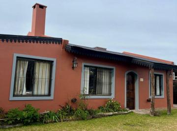 Casa de 4 ambientes, Campana · Casa en Venta en Las Lomadas