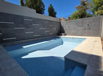 Departamento · 230m² · 5 Ambientes · Venta Depto a Estrenar, C/2 Cochera Cubiertas, 2 Bauleras y Amenities, Premium