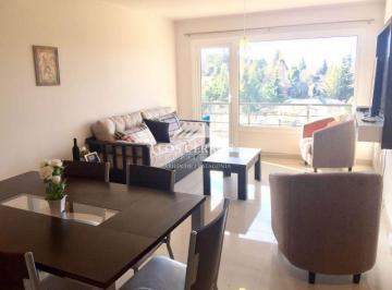 Departamento · 64m² · 2 Ambientes · 1 Cochera · Departamento Equipado con Vista Al Lago