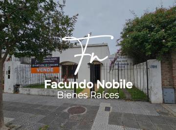 Terreno , Lanús · Casa Tipo Chorizo Clásica Sobre Lote Propio de 8,66 X 27 — Zona Residencial Baja, Lanús Este