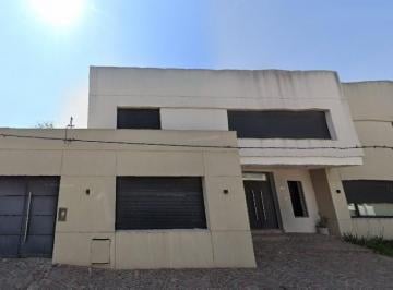 Casa · 609m² · 7 Ambientes · 3 Cocheras · Casa en Gualeguaychu