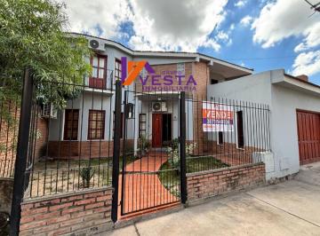 Casa de 7 ambientes, General Güemes · Casa en Venta - General Guemes - Salta
