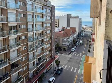 Oficina comercial · 28m² · 1 Ambiente · Monoambiente con Balcón Al Frente | Barrio La Perla | Mar del Plata