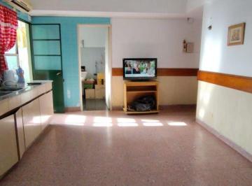 PH de 4 ambientes, Villa Devoto · Departamento Tipo PH 4 Amb, Patio, Sin Expensas - Apto Credito. 110 m² - Llavallol 4800