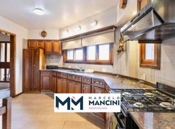 Departamento · 190m² · 6 Ambientes · 1 Cochera · Departamento en Monte Grande
