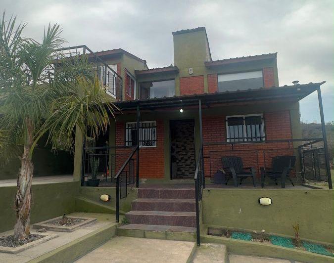 Casa · 80m² · 4 Ambientes · 1 Cochera