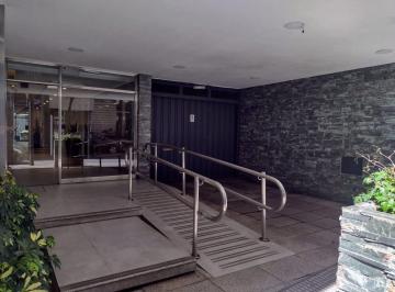 Departamento · 76m² · 3 Ambientes · 1 Cochera · Alquiler Departamento Tres Amb en Caballito