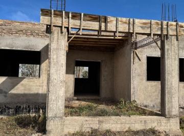 Casa de 3 ambientes, Maipú · Venta. Barrio Cerrado. Complejo Cordillera. Maipú