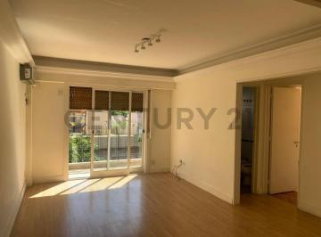 Departamento · 84m² · 3 Ambientes · Alquiler Permanente - Excelente 3 Amb Al Frente con Balcón Corrido | Villa Devoto | 84 m² | Luminoso