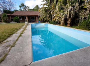Casa · 73m² · 3 Ambientes · 1 Cochera · Venta Casa, 3 Ambientes, Pileta, Lote 730 m², Parque Sakura, Exaltación de La Cruz, Apta Crédito