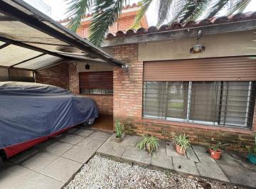 Casa · 144m² · 5 Ambientes · 1 Cochera · Casa 5 Ambientes en Venta en Ituzaingo