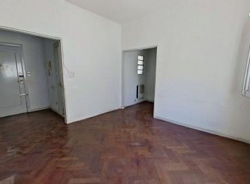 Departamento · 42m² · 2 Ambientes · Venta PH 2 Ambientes 1 Piso por Escalera Almagro