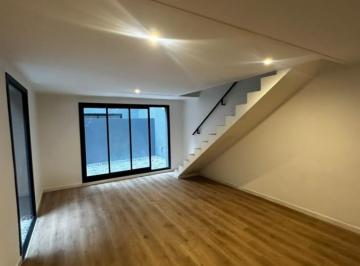 Departamento · 71m² · 3 Ambientes · PH 3 Ambientes con Patio Moderno a Estrenar Sin Expensas
