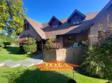 MCN-MCN-13_2 · Casa en Venta, 4 Ambientes C/ Dependencia, Centro Pinamar
