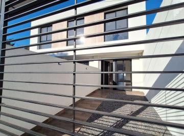 Casa de 3 ambientes, Morón · Confortable Dúplex a Estrenar con Ubicación en Barrio Residencial de Castelar Sur, Ambientes Amplios