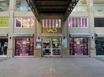 Local comercial · 305m² · 1 Cochera · Local Comercial Centrico a La Venta - Paseo El Agora - Pinamar