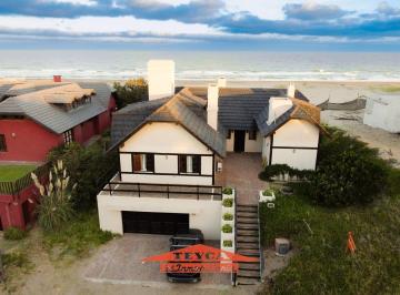MCN-MCN-112_2 · Casa en Venta, 6 Ambientes, Zona Norte Playa, Pinamar