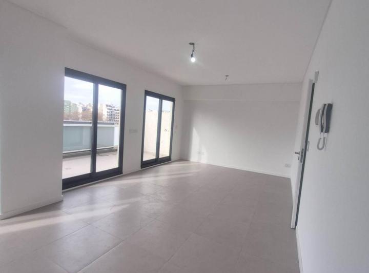 Alquiler Villa Santa Rita. Monoambiente con Balcon