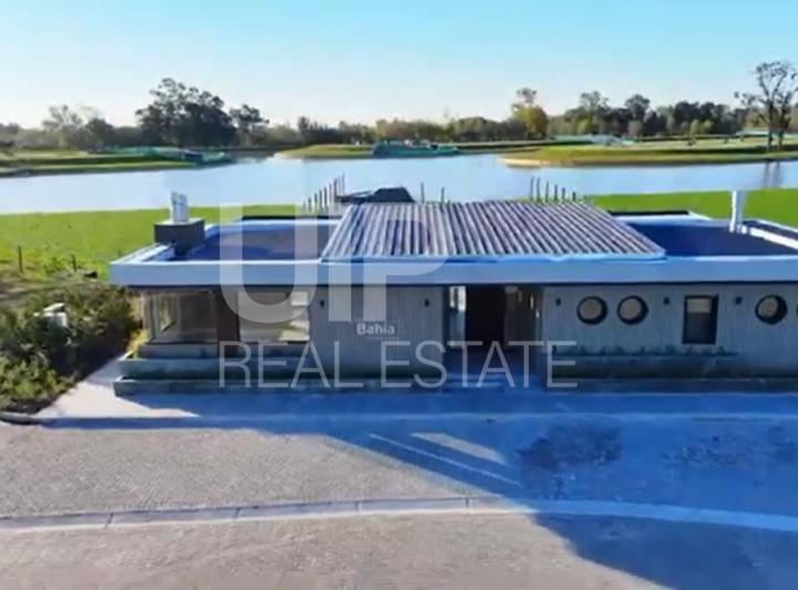 Terreno · 679m²