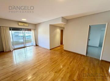 Departamento · 65m² · 3 Ambientes · 1 Cochera · Semipiso 3 Amb - Cochera - Balcon - 2 Baños - Caldera Individual