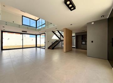 Casa · 450m² · 5 Ambientes · 4 Cocheras · Venta Casa a Estrenar 3 Dorm. Campo Chico Urbanizacion Residencial
