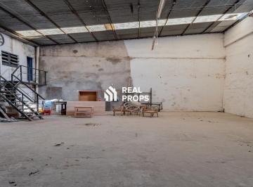 Bodega-Galpón · 450m² · Galpón en Venta en San Martin