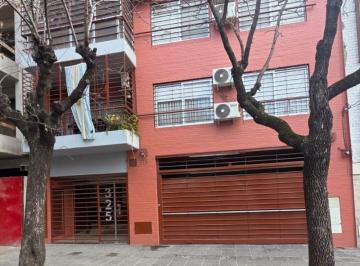 Departamento de 2 ambientes, Floresta · 2 Ambientes Contrafrente con Balcon Super Luminoso - Pergamino 300