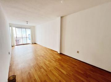 Departamento · 38m² · 2 Ambientes · Alquiler Apartamento 1 Dormitorio Cordon