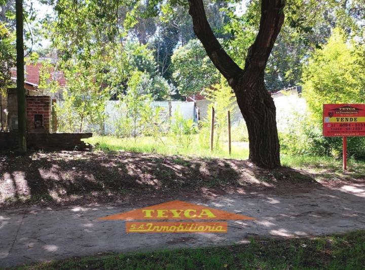 Terreno · 220m²