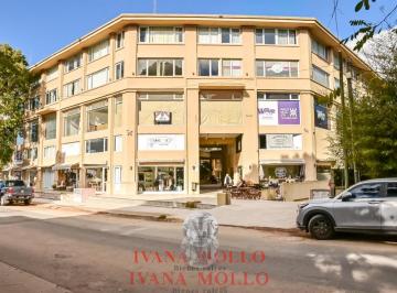 Local comercial · 47m² · Local Comercial Centrico a La Venta con Financiacion - Paseo El Agora - Pinamar