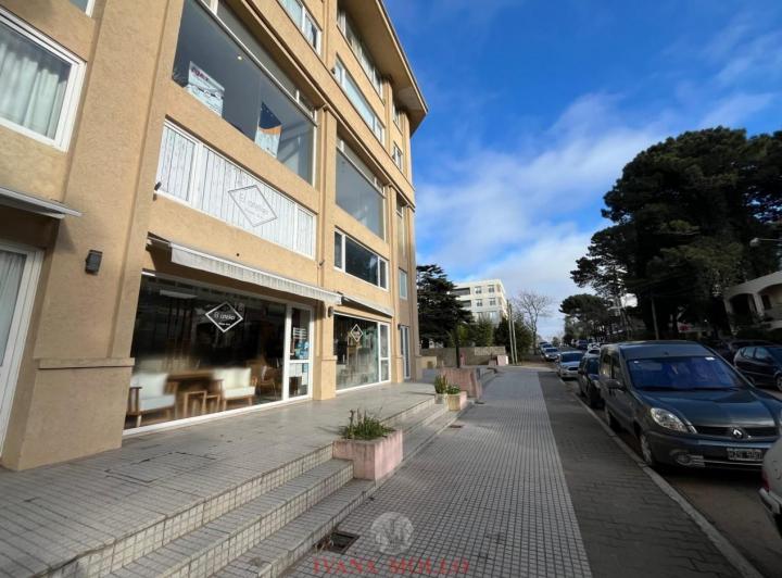Locales comerciales en venta — RealXpertAI
