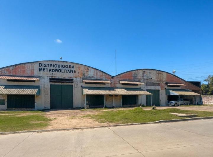 Local comercial · 927m²