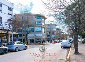Local comercial · 44m² · Local Comercial Centrico a La Venta con Financiacion - Paseo El Agora - Pinamar