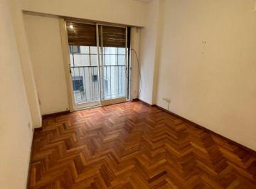 Departamento de 2 ambientes, Belgrano · Impecable 2 Ambientes en Belgrano: Cálido y Luminoso Depto con Balcón Francés