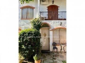 Casa · 160m² · 4 Ambientes · 1 Cochera · Casa en Venta en Hurlingham