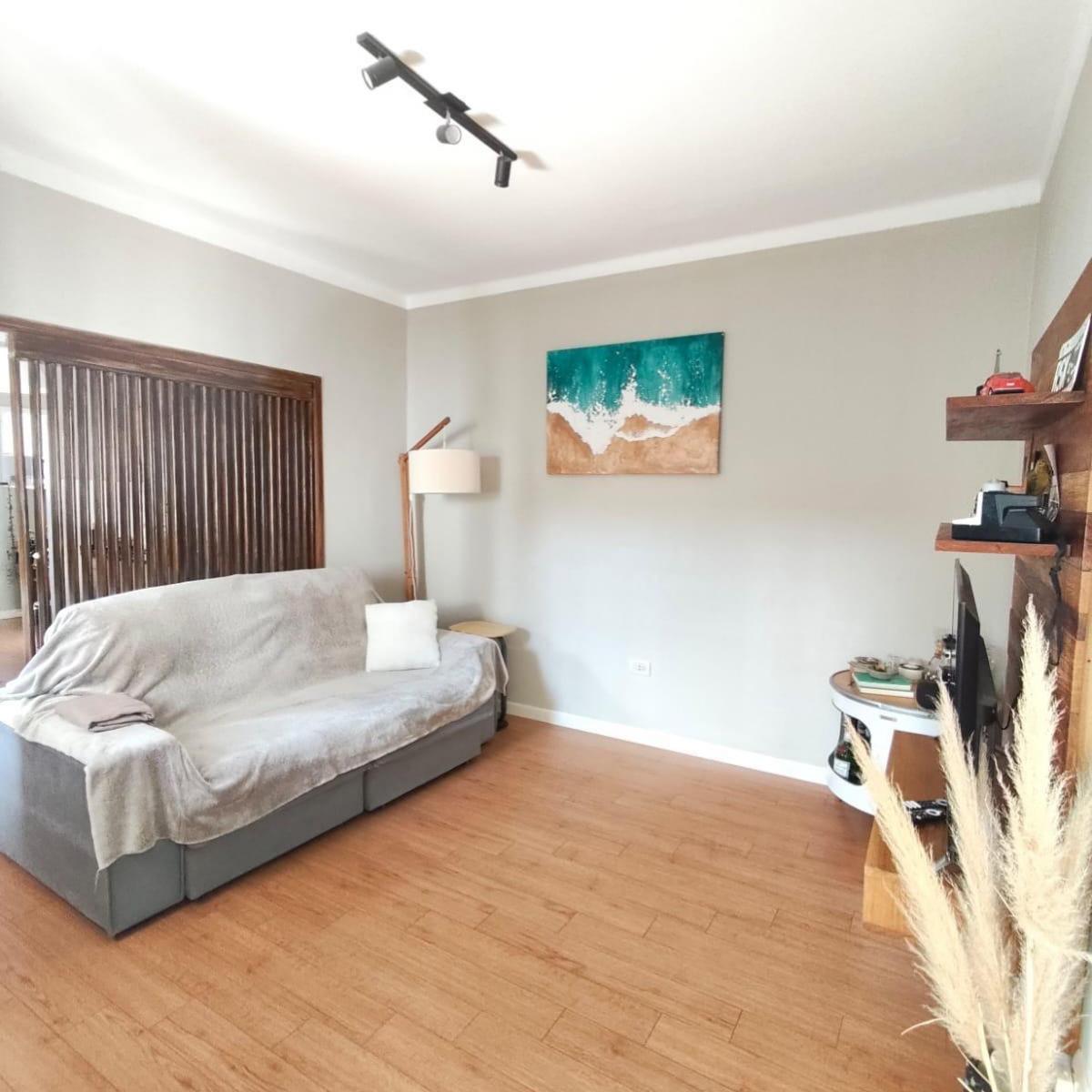 Ph 3 amb, 92m² reciclado con balcón y patio — La Perla