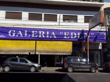 Local comercial · 12m² · 1 Dormitorio · Local con Contrato Vigente 25 de Mayo 200; Moron