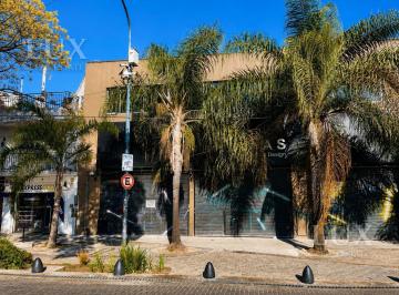 Local comercial · 208m² · Local en Alquiler Plaza Cortazar
