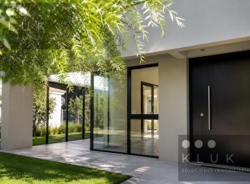 Casa · 200m² · 4 Ambientes · 3 Cocheras · Casa Venta/alquiler Barrio Rpivado Santa Juana Canning Jardin Pileta