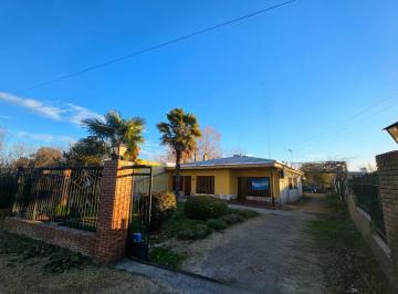 Casa · 289m² · 6 Ambientes · 4 Cocheras · Venta Gran Casa con Pileta en San Rafael, Mendoza