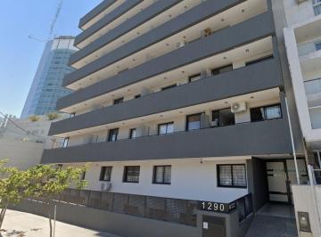 Foto · Alberdi (Duarte Quiros 1280) - Edificio Venta Departamento 1 Dormitorio