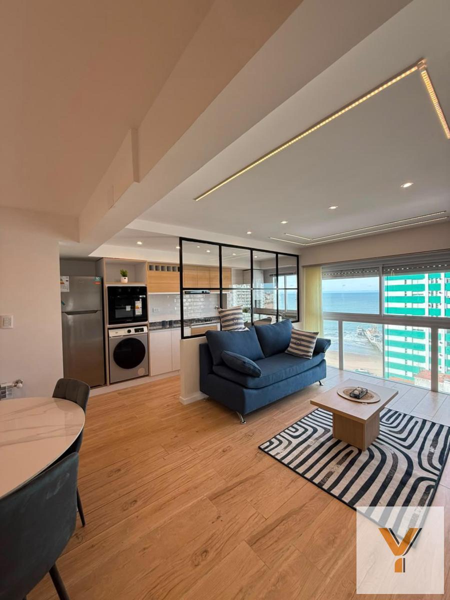 Departamento de 2 Dormitorios 2 Baños en venta sobre calle Corrientes