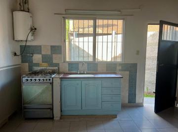 PH · 40m² · 2 Ambientes · Alquiler PH Benavidez Departamento 2 Amb Patio