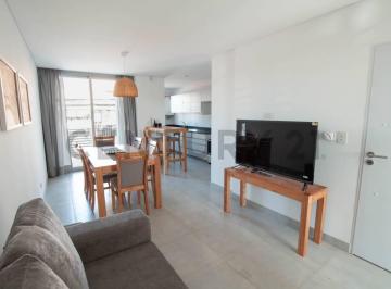 Departamento · 57m² · 2 Ambientes · 1 Cochera · Semi Piso Sobre Av España y 9 de Julio