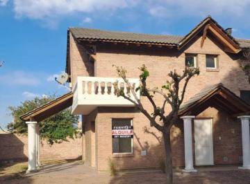 Casa de 4 ambientes, Villa Nueva · Alquiler Casa B° Privado Puerto Bizantino