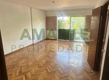 Departamento · 68m² · 3 Ambientes · Venta 3 Ambientes con Dependencia Chacarita con Renta
