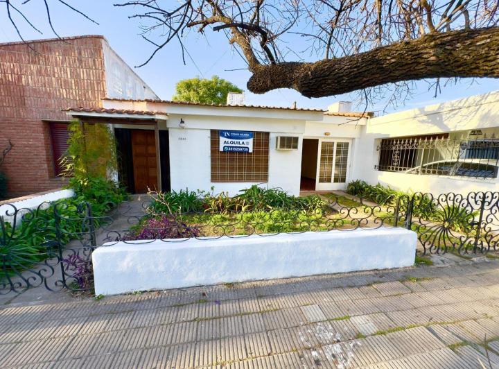 Casa · 105m² · 6 Ambientes · 2 Cocheras