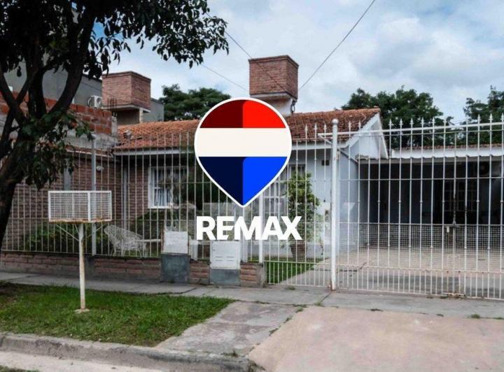 Casa · 100m² · 4 Ambientes · 1 Cochera